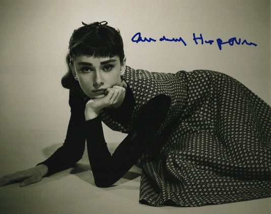 Audrey Hepburn オードリー・ヘプバーン 直筆サイン入り写真認証COA付