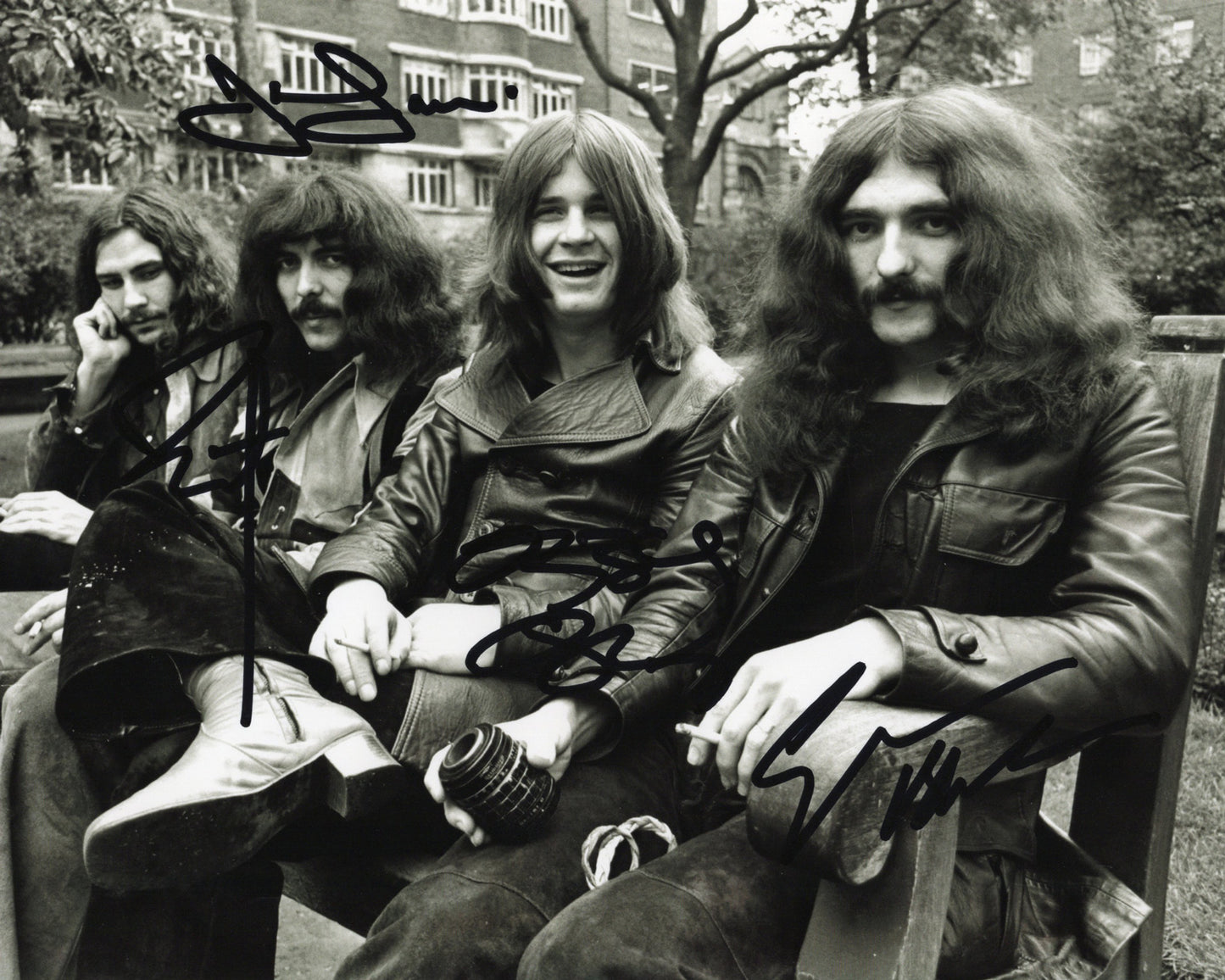BLACK SABBATH ブラック・サバス 直筆サイン入り写真認証COA付