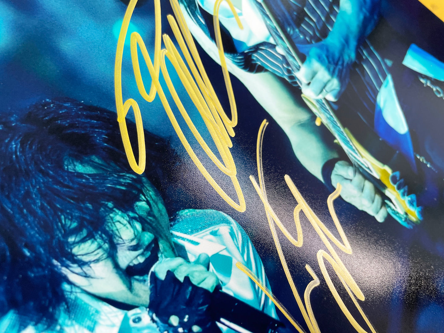 B'zビーズ稲葉浩志松本孝弘サイン入り写真当選書付