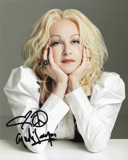 Cyndi Lauper シンディ・ローパー 直筆サイン入り写真認証COA付