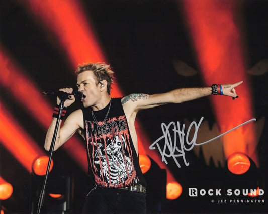 Deryck Whibley デリック・ウィブリー Sum41というバンドです 直筆サイン入り写真認証COA付
