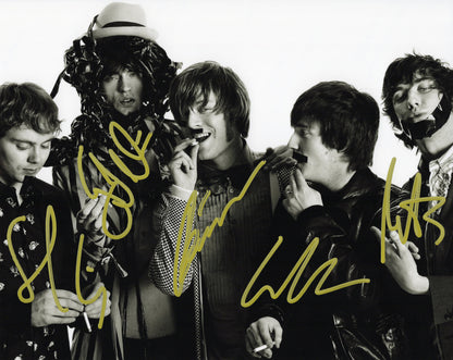 Mando Diao マンドゥ・ディアオ 直筆サイン入り写真認証COA付